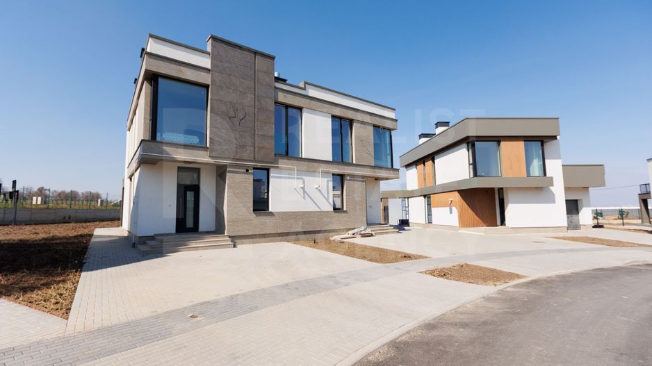 Vânzare, duplex 3 camere, + 6 ari, str. Băcioii Noi, Botanica - Poză 2