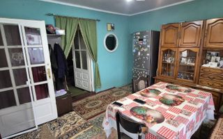 Vanzare casa individuala in Apahida, zonă liniștită, accesibilă. - Poză 2