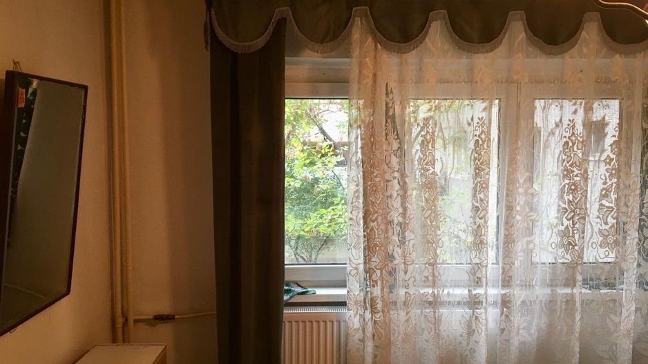 DE VÂNZARE- 2 camere decomandat - etajul 1/4 - Văcărești - Poză 5