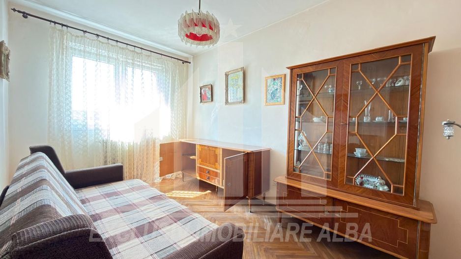 Apartament 3 camere decomandate | 71 mp | Cetate - Closca - Poză 4