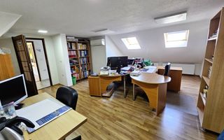 Casa S+P+M, 9 camere, ideala pentru birouri sau clinica, zona Centru - Poză 16