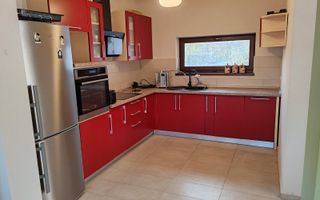 Casa 3 Camere, 179 mp Construiti, Teren 784 mp, Zona Cetate - Poză 10