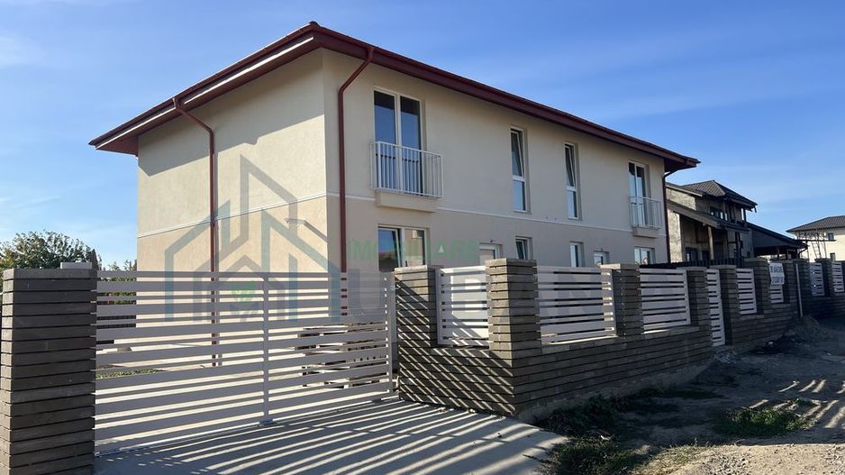 Casă tip duplex în Valea Lupului, Str. Lucian Blaga - 4 camere, 110 mp utili - Poză 1