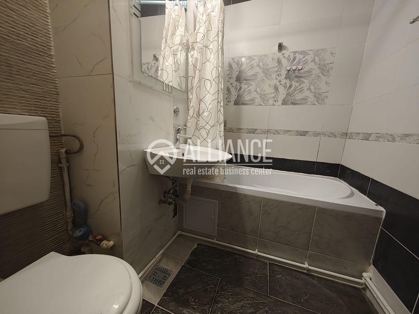 TOMIS III ( cod 02)  - Garsoniera mobilata utilata etaj 3 / 4 - Poză 6