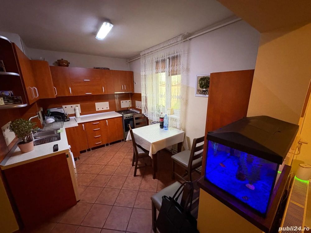 Apartament 3 camere bulevardul Closca  Satu Mare - Poză 1
