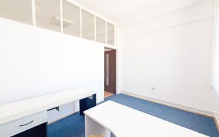 Birouri de închiriat | Aradul nou | 3 camere - Poză 1
