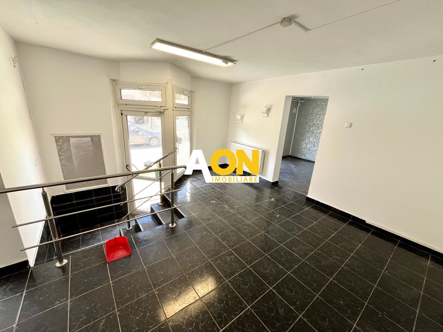 Spațiu Comercial, Trafic Pietonal Intens, Zona Piață - Cetate - Poză 3