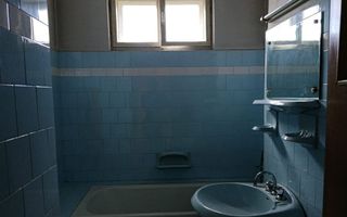 Apartament generos cu 4 camere și garaj inclus, zona Centrala - Poză 7