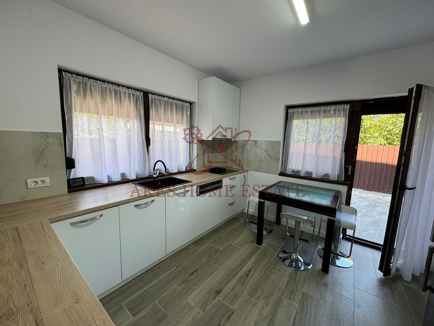 Casă individuală 6 camere, 200 mp, garaj și curte amenajată – Chișoda - Poză 9