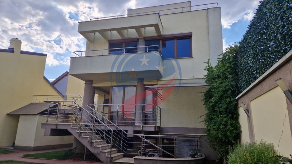 Casa / Vila zona Puskin D+P+E +terasa, 5 camere, 225 mp s. utila, 417 mp teren - Poză 1