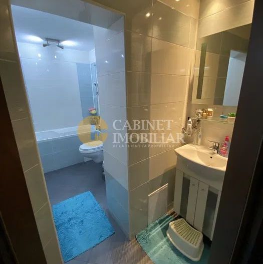 Apartament  3 Camere Decomandat - Et 1 - Bloc 1989 - Poză 3