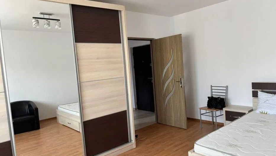 Garsonieră 40 mp, Obor, 5 min metrou, bloc reabilitat, etaj 7 - Poză 1