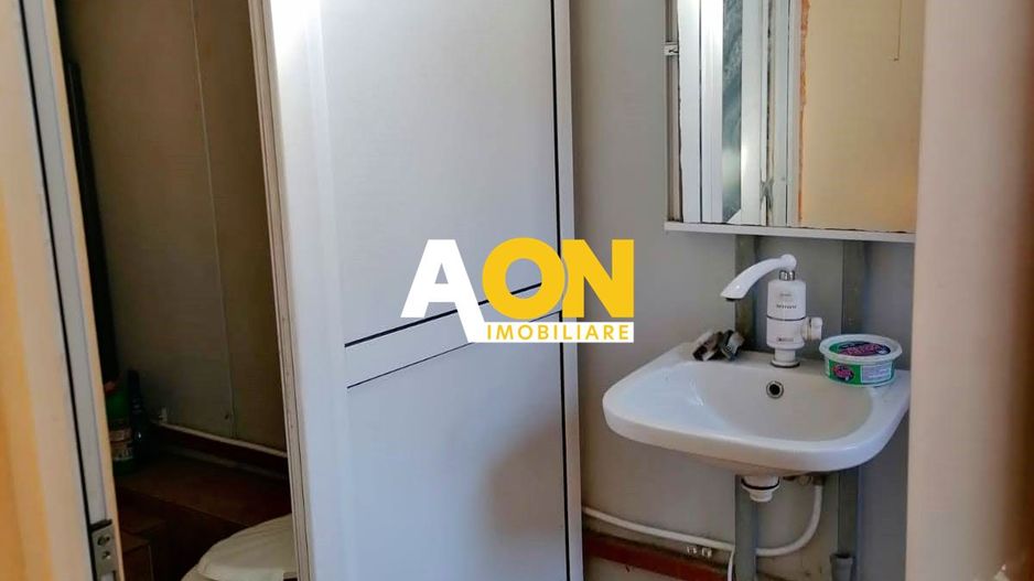 Spatiu pentru depozitare/productie/servicii, 300 mp utili + birouri - Poză 10