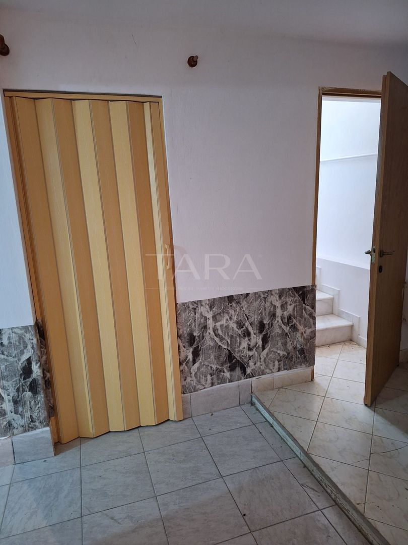 Casa de vanzare cu 6 camere in cartierul Andrei Muresanu - Poză 8