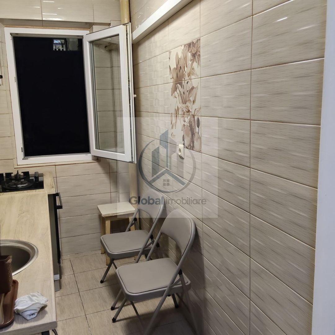 Pantelimon langa liceul teoretic Lucian Blaga - Poză 8