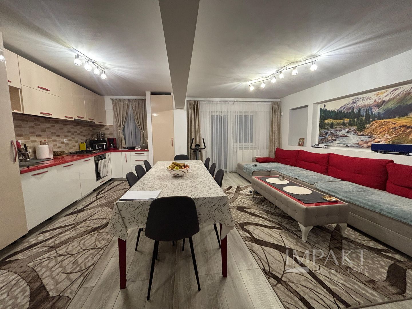 Spațiu cât o casă - 110mp - Apartament cu 4 dormitoare - Poză 1