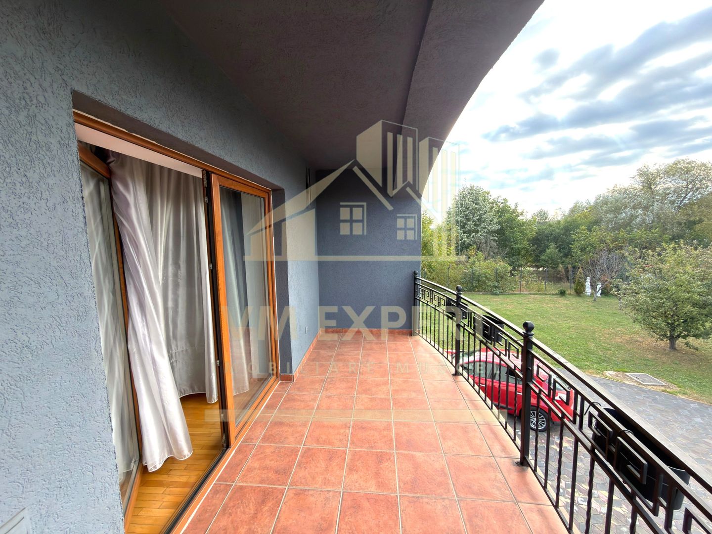 CASĂ 5 CAMERE TEREN 1600 MP CAMPULUNG - Poză 28