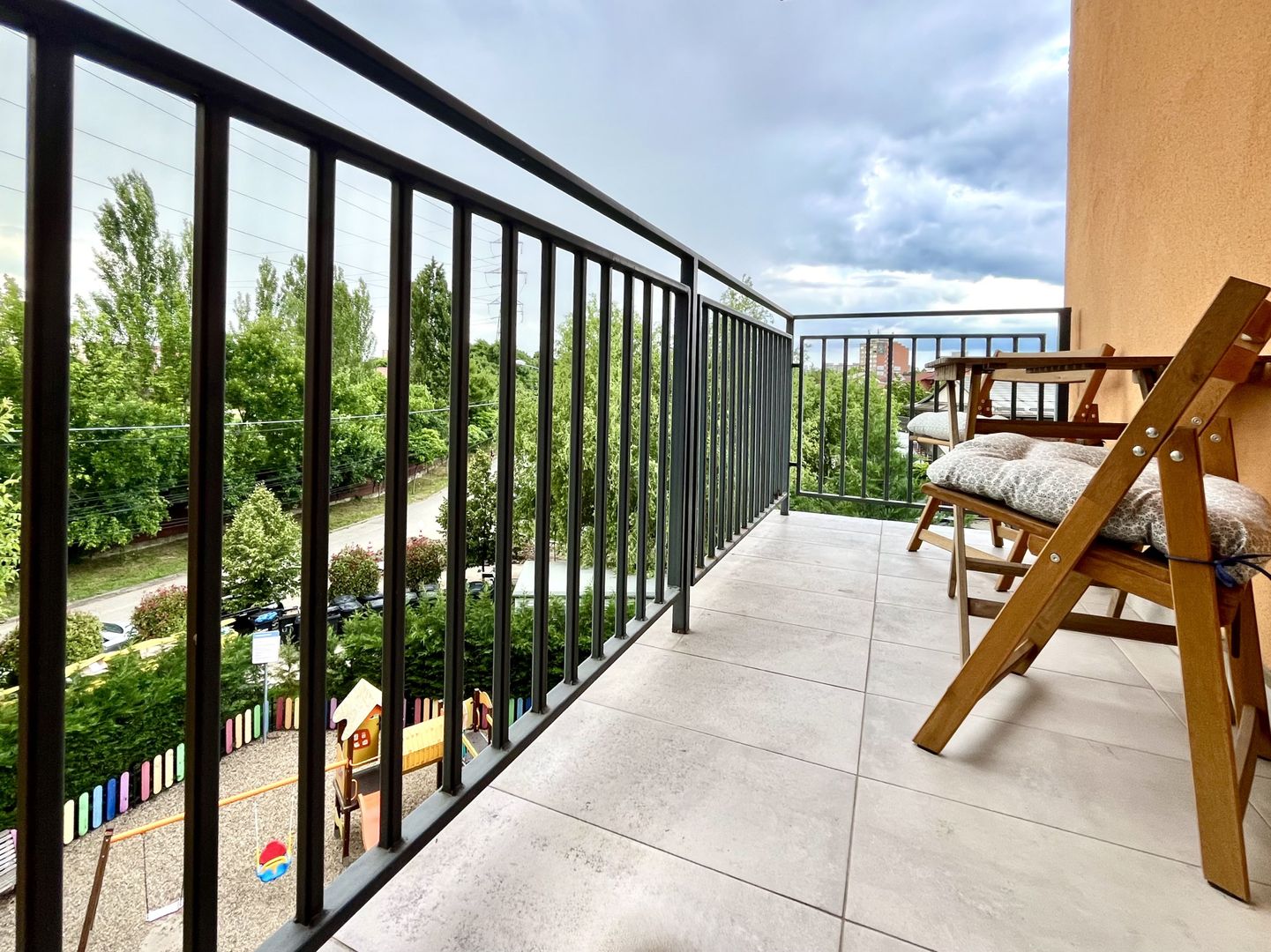 Apartament 3 camere, primitor si spatios, Zona Central - City of Mara - Poză 1