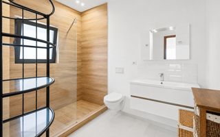 Vilă individuală cu piscină proprie | 3 locuri de parcare | - Poză 23