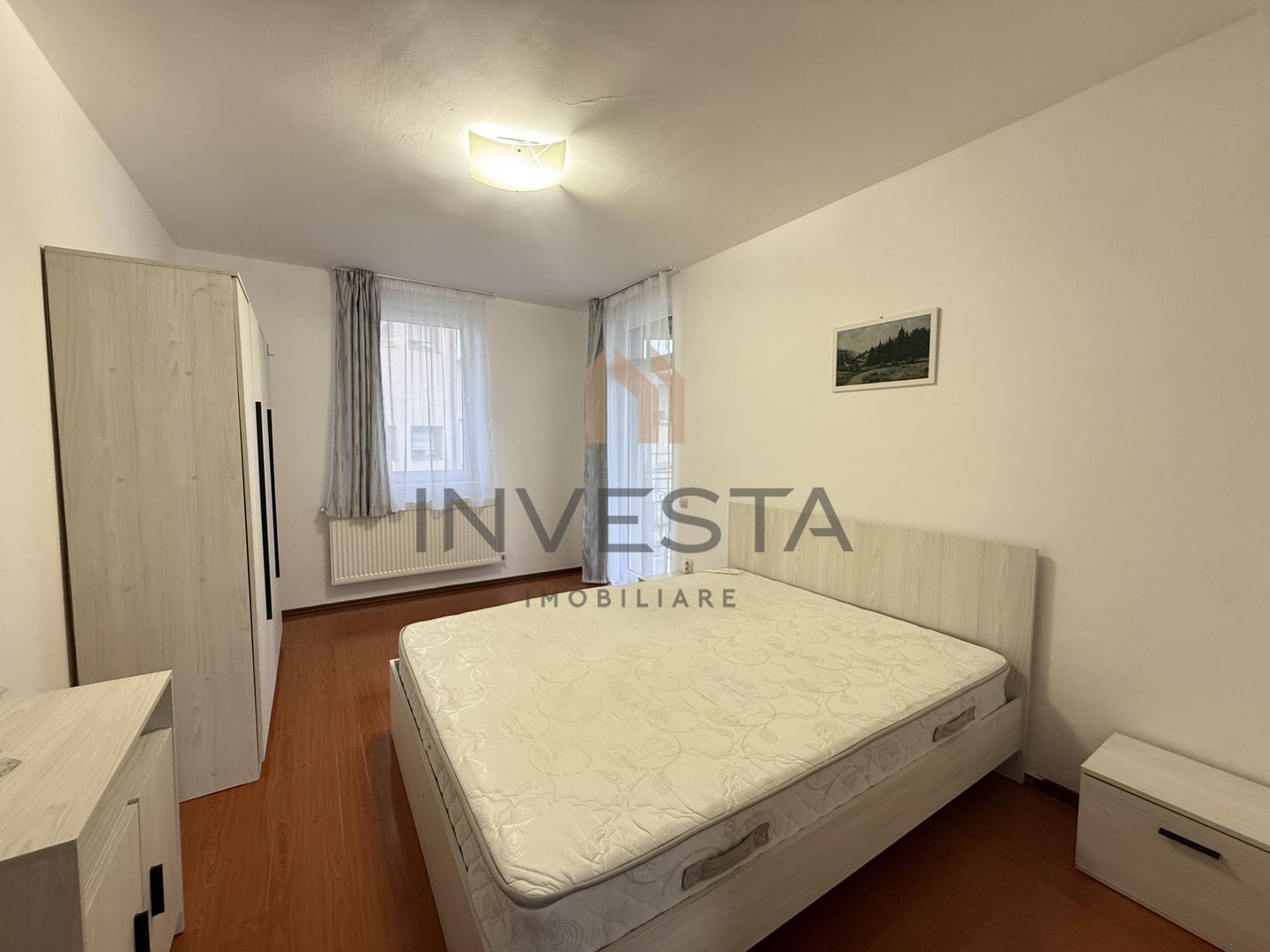 Locuință modernă cu 2 camere, terasă și parcare – cartierul Zorilor - Poză 3