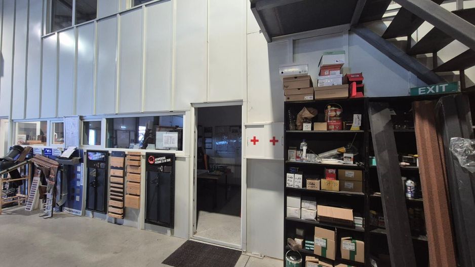 Hală premium 1.317 mp de vânzare, Pantelimon, birouri 496 mp - Poză 28