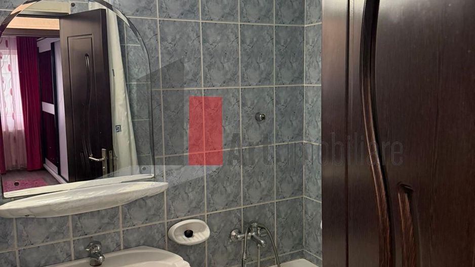 Apartament 2 camere Moinesti - Poză 11