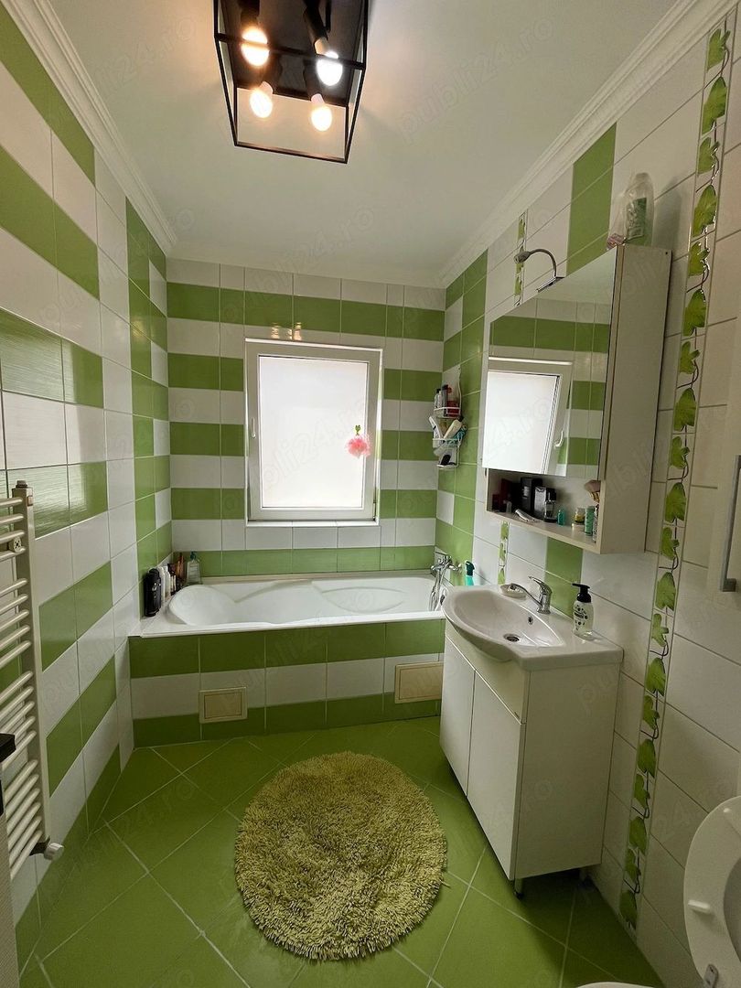 Apartament 2 camere decomandate, balcon, etaj intermediar, parcare - Poză 3