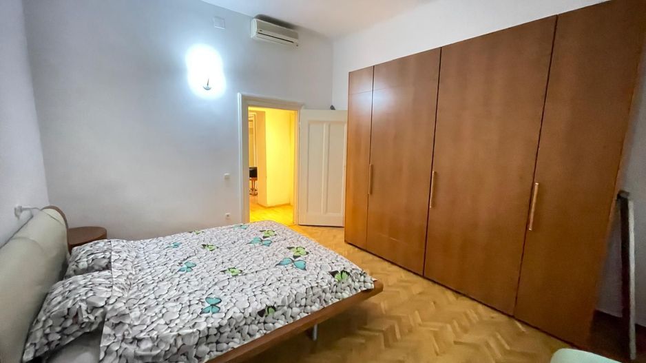 P-ta Victoriei | Decomandat | 2 dormitoare | 2 bai - Poză 10