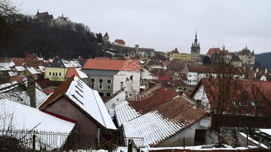 Oportunitate Pensiune+3 Apartamente 400 mp-Sighisoara Central - Poză 4