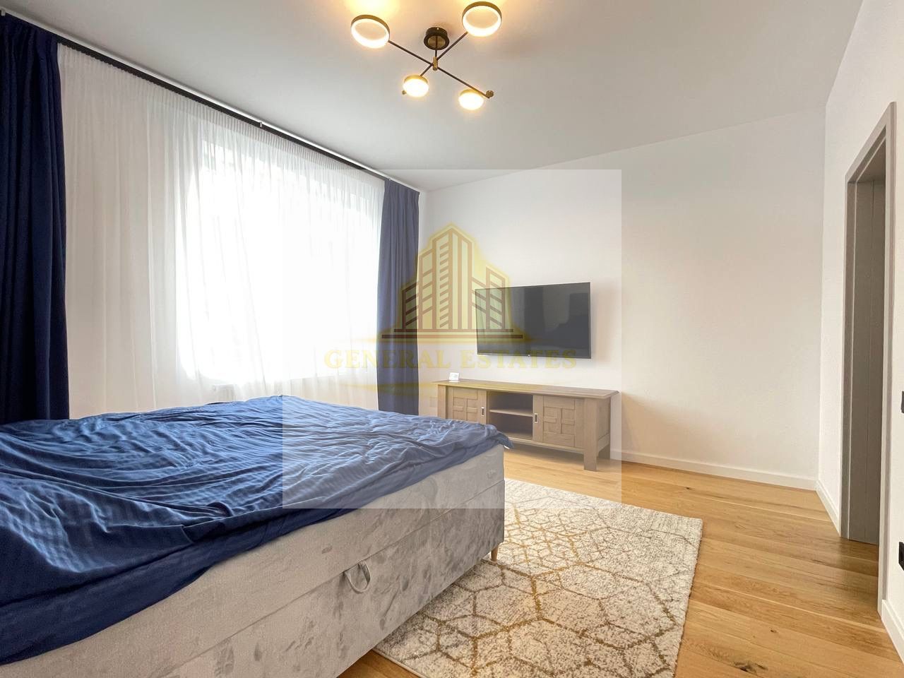 Casă cu design modern & suflet autentic – 200 m² de confort și rafinam - Poză 34