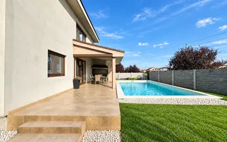 BG200-Vilă individuală premium cu piscină și garaj dublu-COMISION 0% - Poză 19