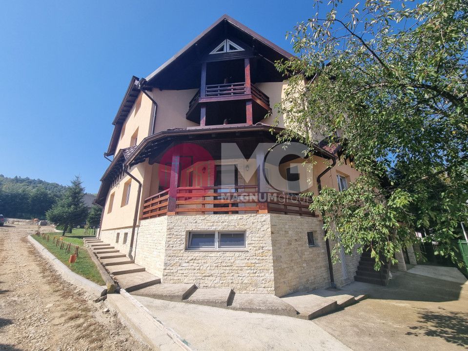 Pensiune 20 camere Bran langa castel - Poză 2