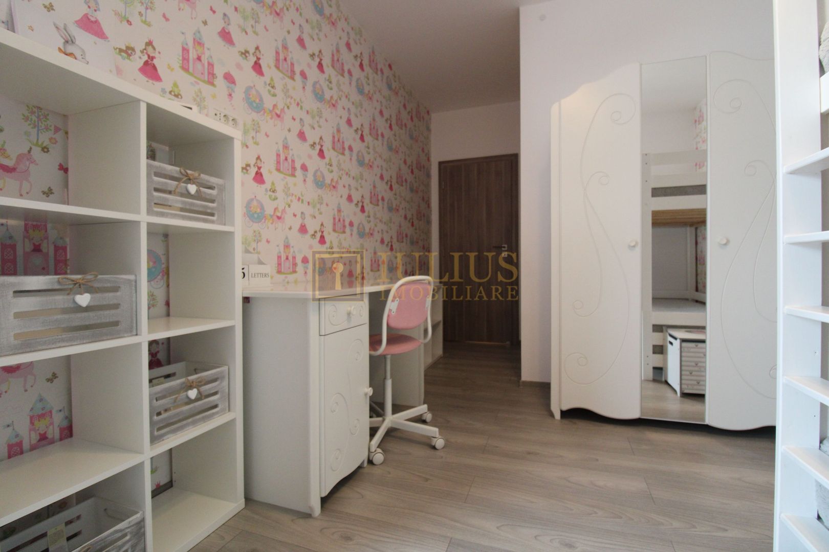 3 camere in Dumbravita; et II, str Rozelor, cartier deosebit. - Poză 18