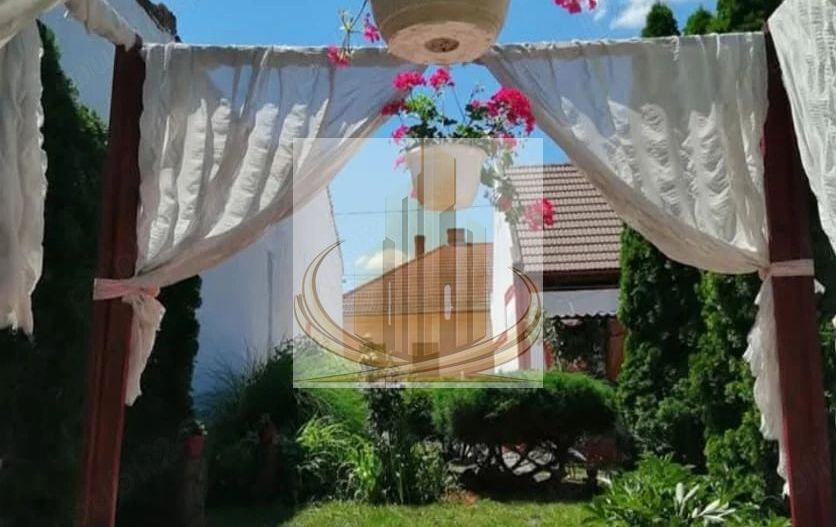 Oportunitate Unică | Două Case + Teren 902 mp | Calea Bogdăneștilor - Poză 8