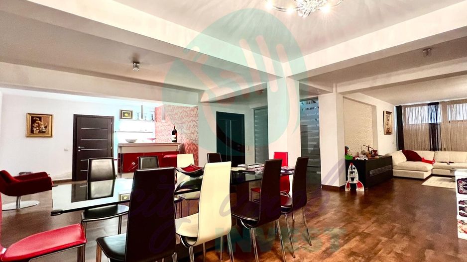 Vila individuala 10 camere Iancu Nicolae- Jolie Ville - Poză 6