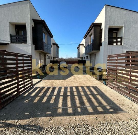 Super pret I Casa tip duplex P+1 I 4 camere I 3 bai I Balotesti - Poză 2