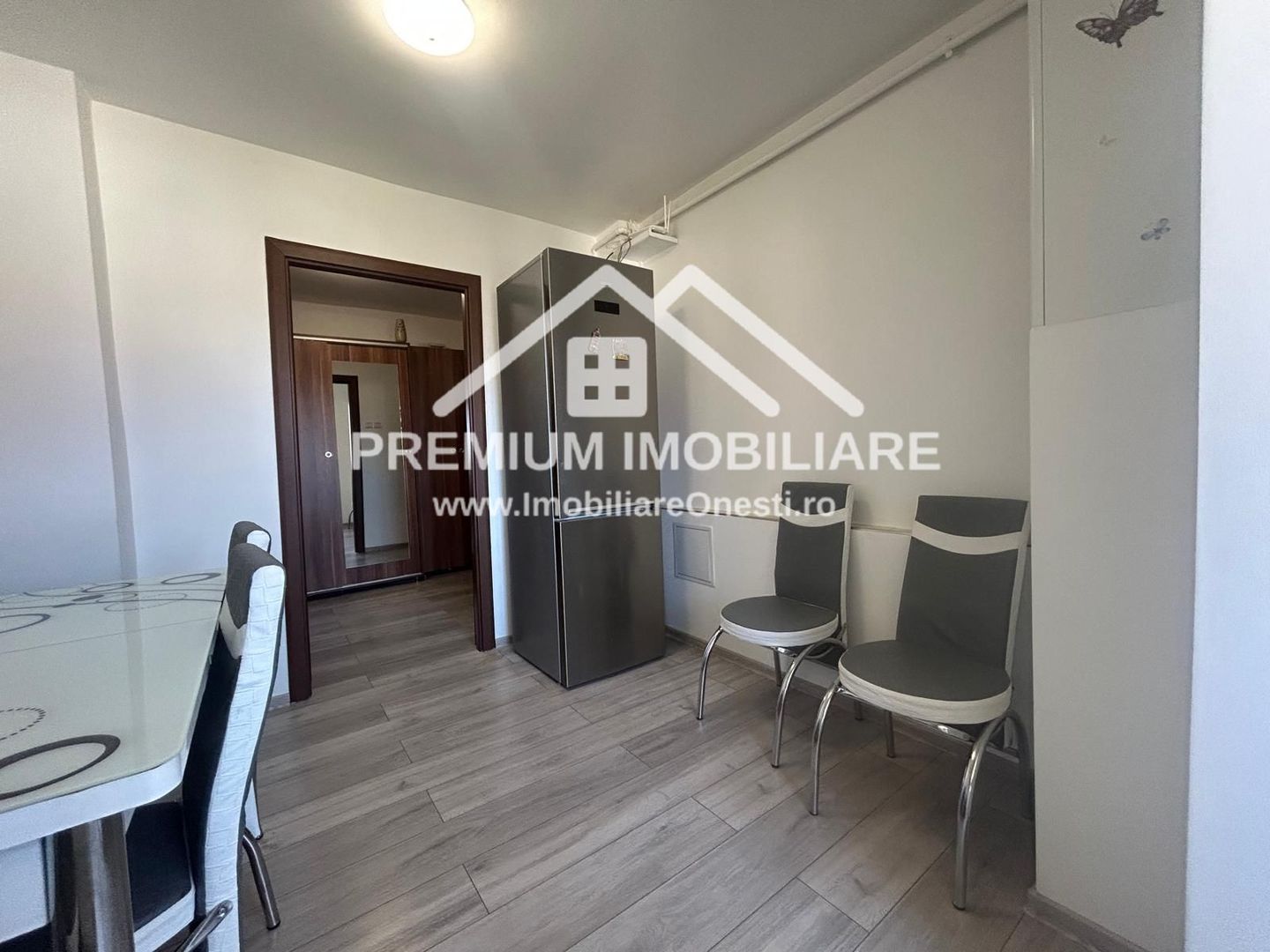 Apartament 2 camere decomandate in zona de sus - Poză 8