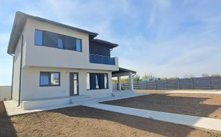 BÂCU, CASĂ/ VILĂ P+1ET+Pod, teren 484 mp, 4 camere, 3 bai, STB - 800 m - Poză 2