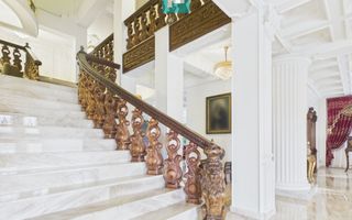 Proprietate Exclusivistă de Închiriat - Poză 36