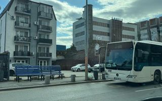 Spaţiu com. Clinica Stomatologică  în faţa staţiei STb S170 - Poză 13