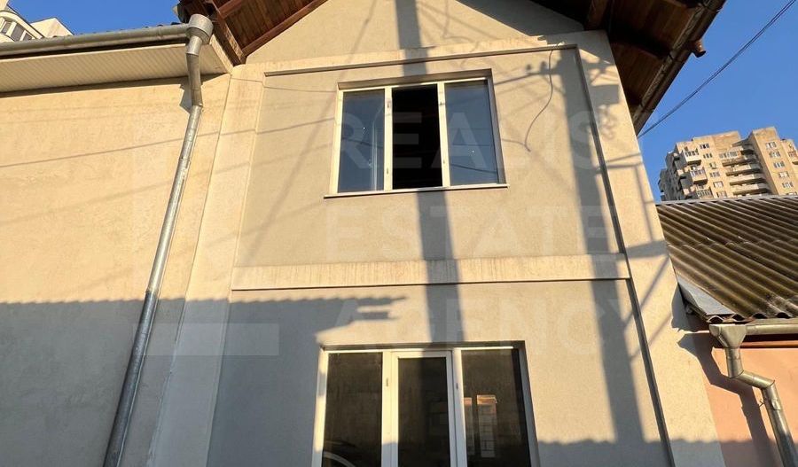 Vânzare, casă, 2 camere, strada Movila lui Burcel, Centru - Poză 2