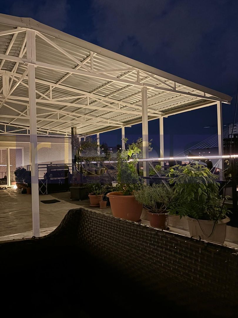 APARTAMENT DEOSEBIT DE VÂNZARE 5 CAMERE | VILA | ZONA CENTRALĂ - Poză 1