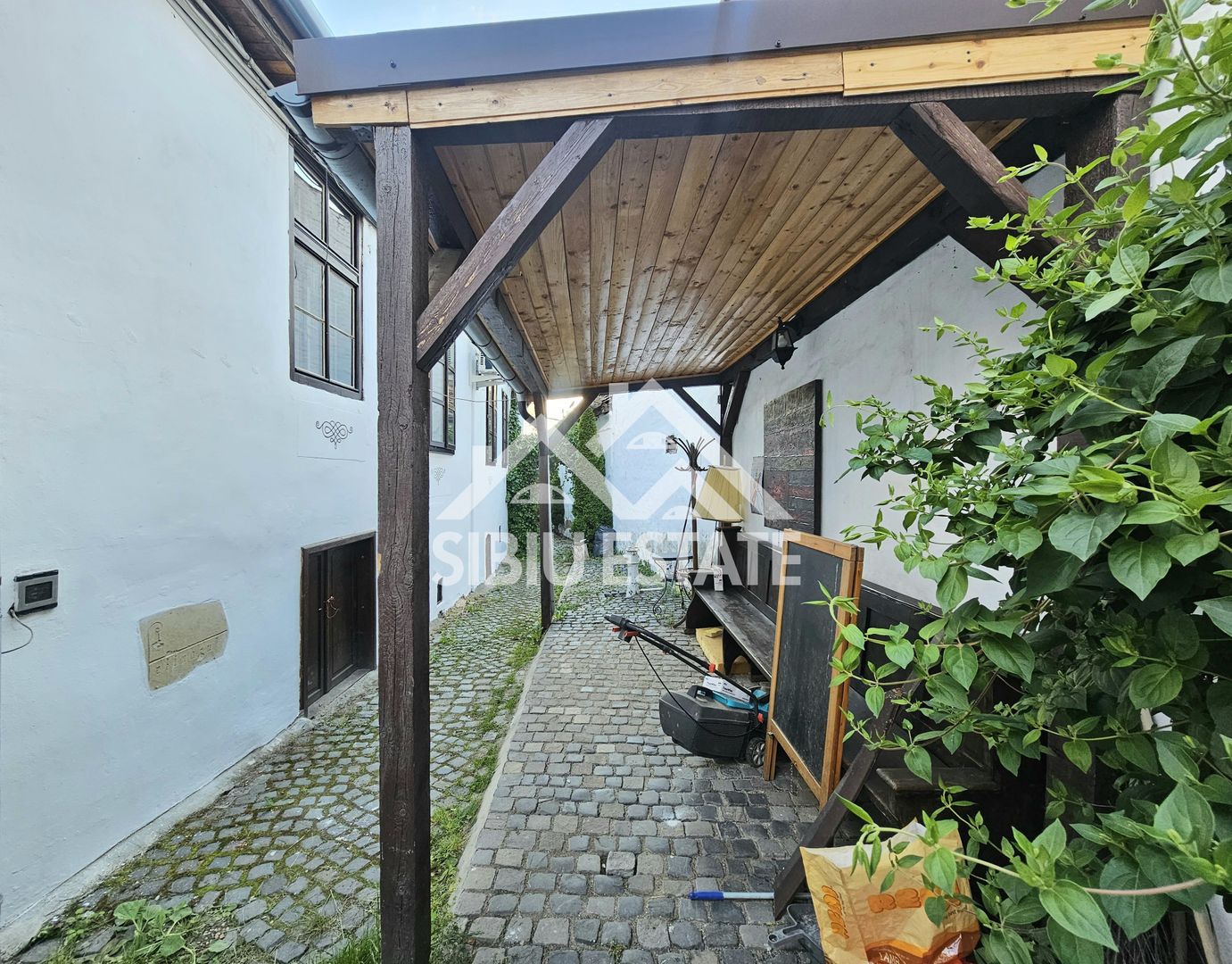 Imobil zona ultracentrala pretabil restaurant  schimbare destinatie - Poză 20