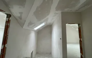 Casa rezidențială cu 7 camere, 3 băi, dressing, pivniță – Sura Mica - Poză 19