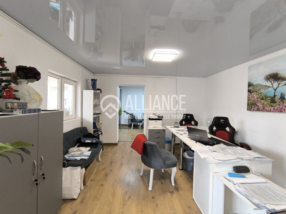 BRATIANU 2 COCOSI(COD03) - Casa si curte cu utilitati incluse ! - Poză 11