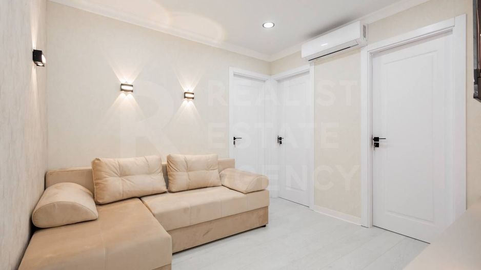 Vânzare, apartament, 2 dormitoare, str. Ion Pelivan, Buiucani - Poză 3
