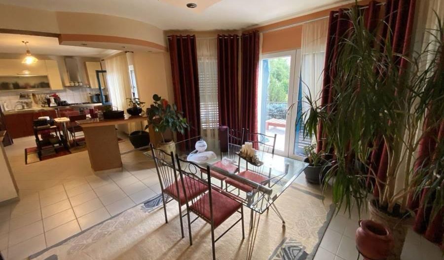 🏡 Casa individuala. Mobilata si utilata. Piscina exterioara.✨ - Poză 7