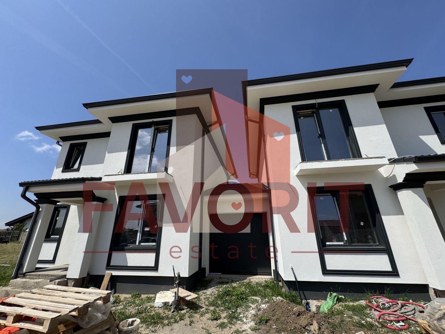 COMISION 0%. Duplex despartit prin garaj finisat la cheie in Dumbravita - Poză 10