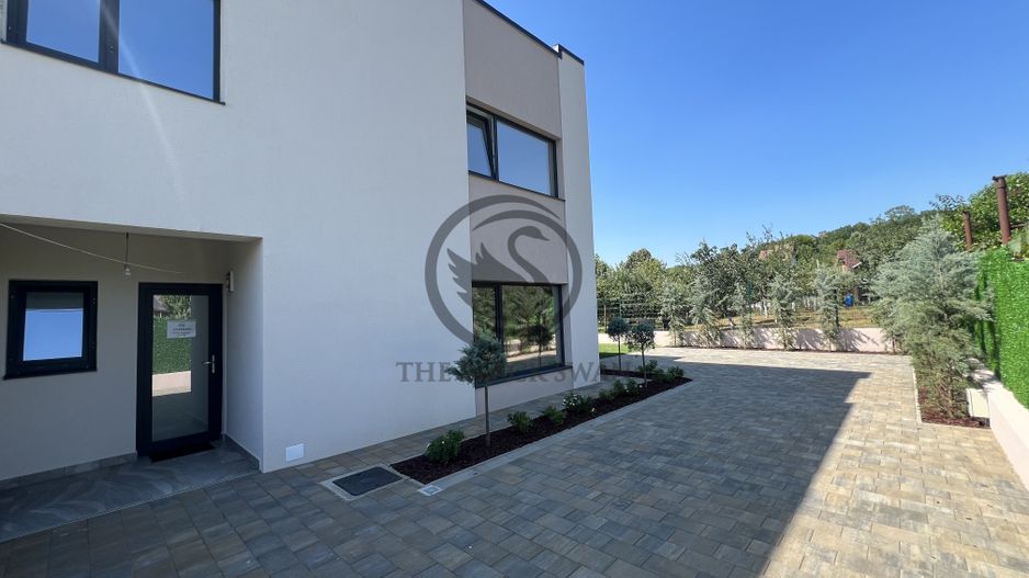 Casa cu 4 camere de vanzare | Premium | Nou | Moreni - Bld. Republicii - Poză 2
