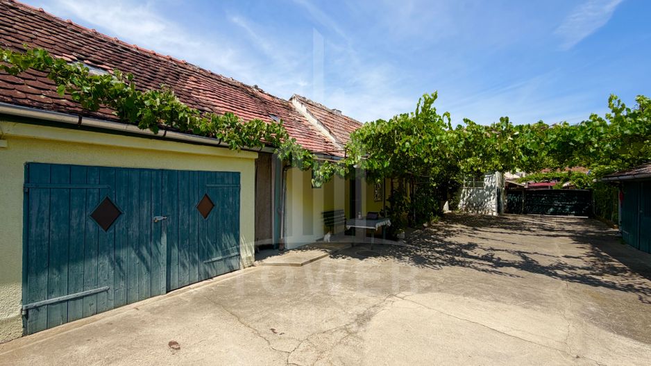 Casă de vânzare-teren 2.300 mp| Ocna Sibiului - Poză 5